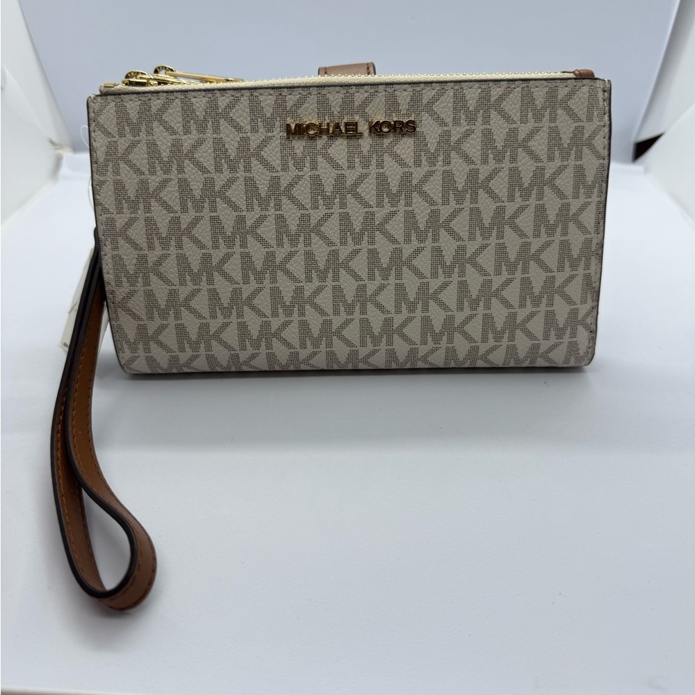 Michael Kors Vanilla Double Zip Wristlet